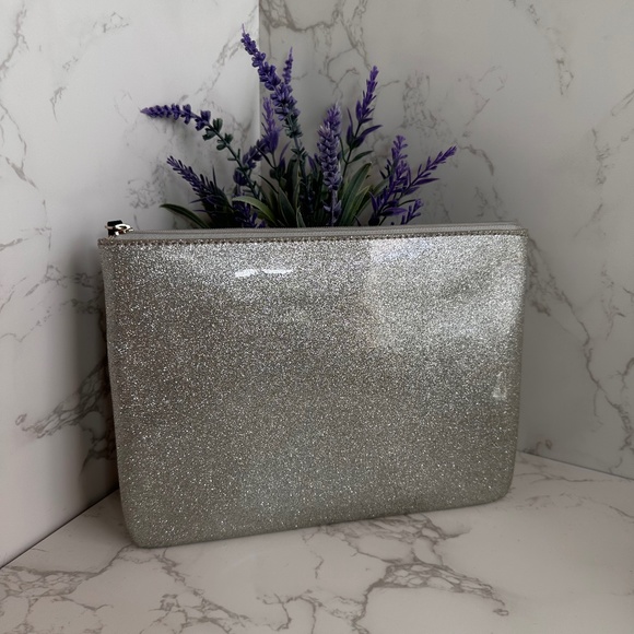 **SOLD** KATE SPADE Mavis Street Gia Pouch Clutch Silver Glitter Bling - Picture 6 of 7